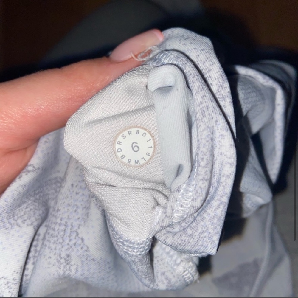 Lululemon Wunder Under Hi-Rise Tight 28" Size 6 - Picture 7 of 10